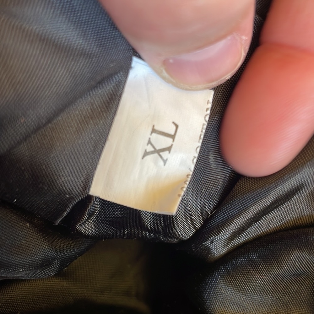 Small Dog Coat (Tag Says XL) Black/Pink - Picture 3 of 3